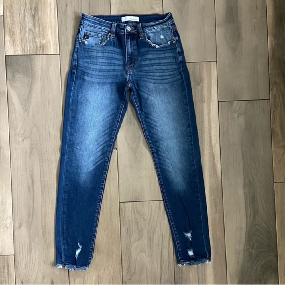 KanCan Scarlett Mid Rise Skinny Women’s Size 9/28 Style# KC8376D Cut#‎ 38634